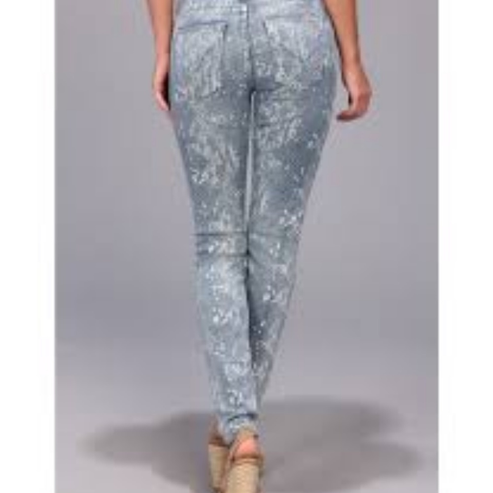 NWOT Nico Mid Rise Super Skinny HUDSONS Teal/Black